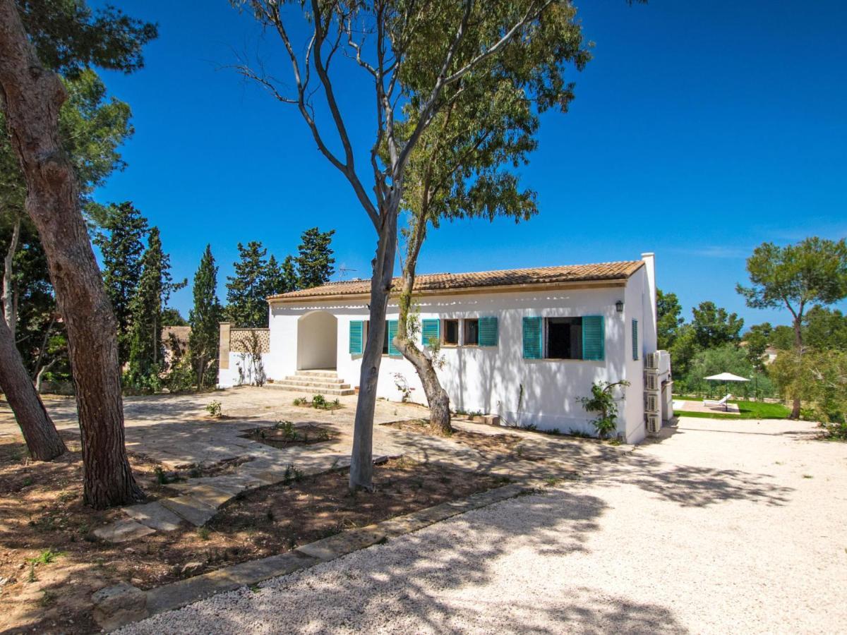 Son Granada By Interhome